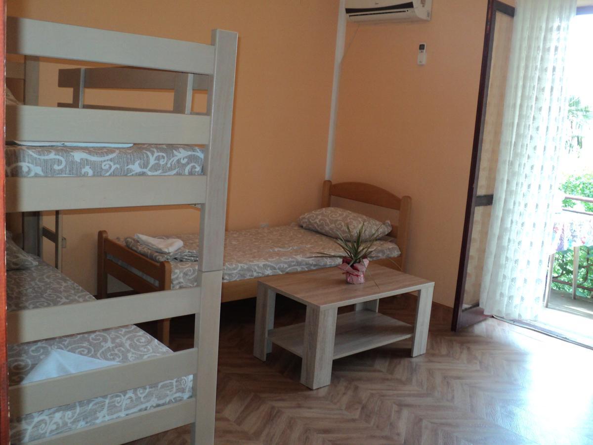 Apartments Skaljari Kotor Exterior photo